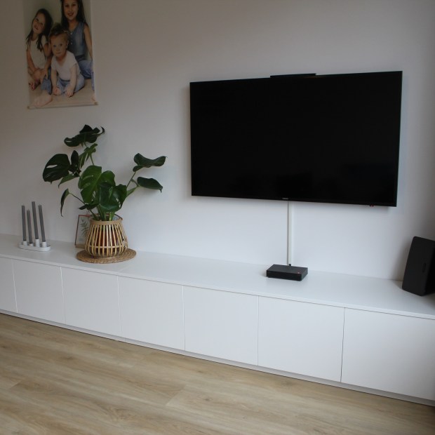 lang wandmeubel wit basic insta.jpg